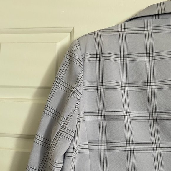 Light Purple Plaid Blazer - Picture 2 of 2